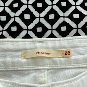 712 skinny jeans.  Project got wrong.